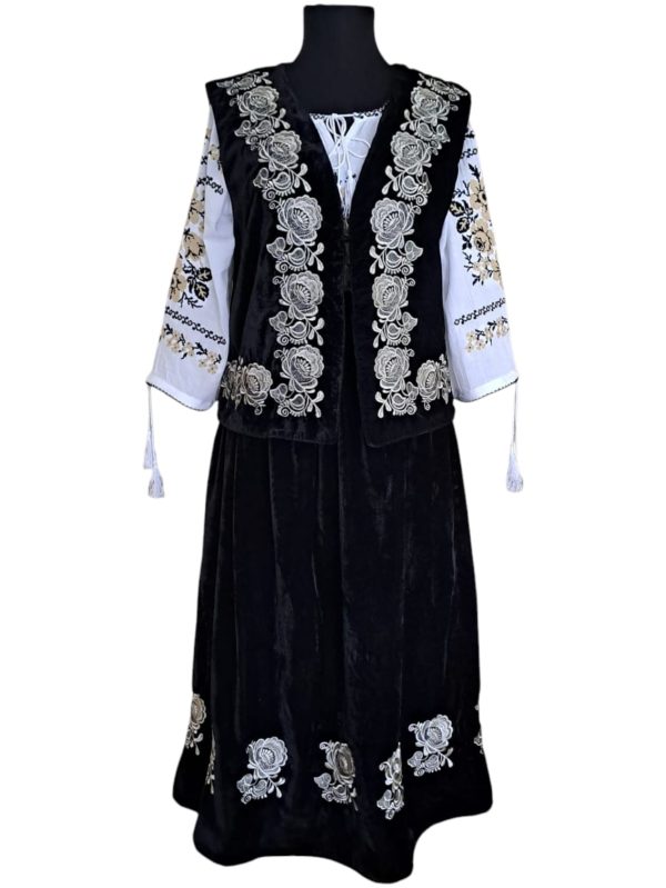 Set traditional 3 piese(ie,fusta,vesta) ST17 - 3XL