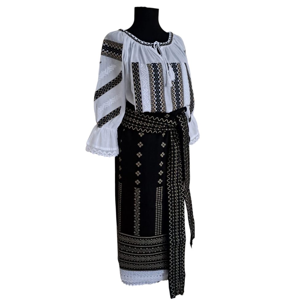 Costum traditional 3 piese(ie,catrinta,brau) ST20 - imagine 2