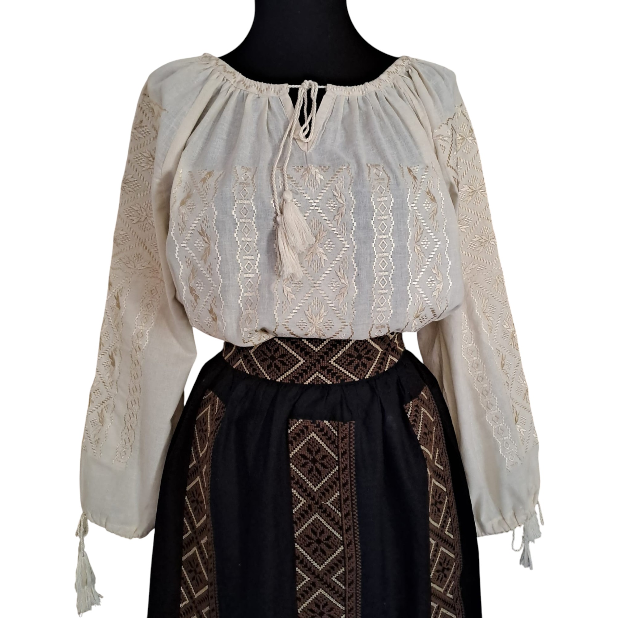 Set ie cu fusta IF18 - imagine 3