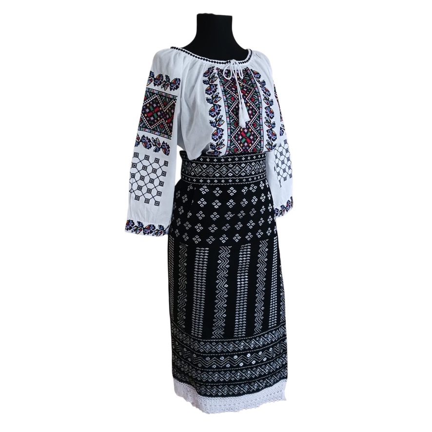 Costum traditional 3 piese(ie, catrinta, brau) ST27 - imagine 2