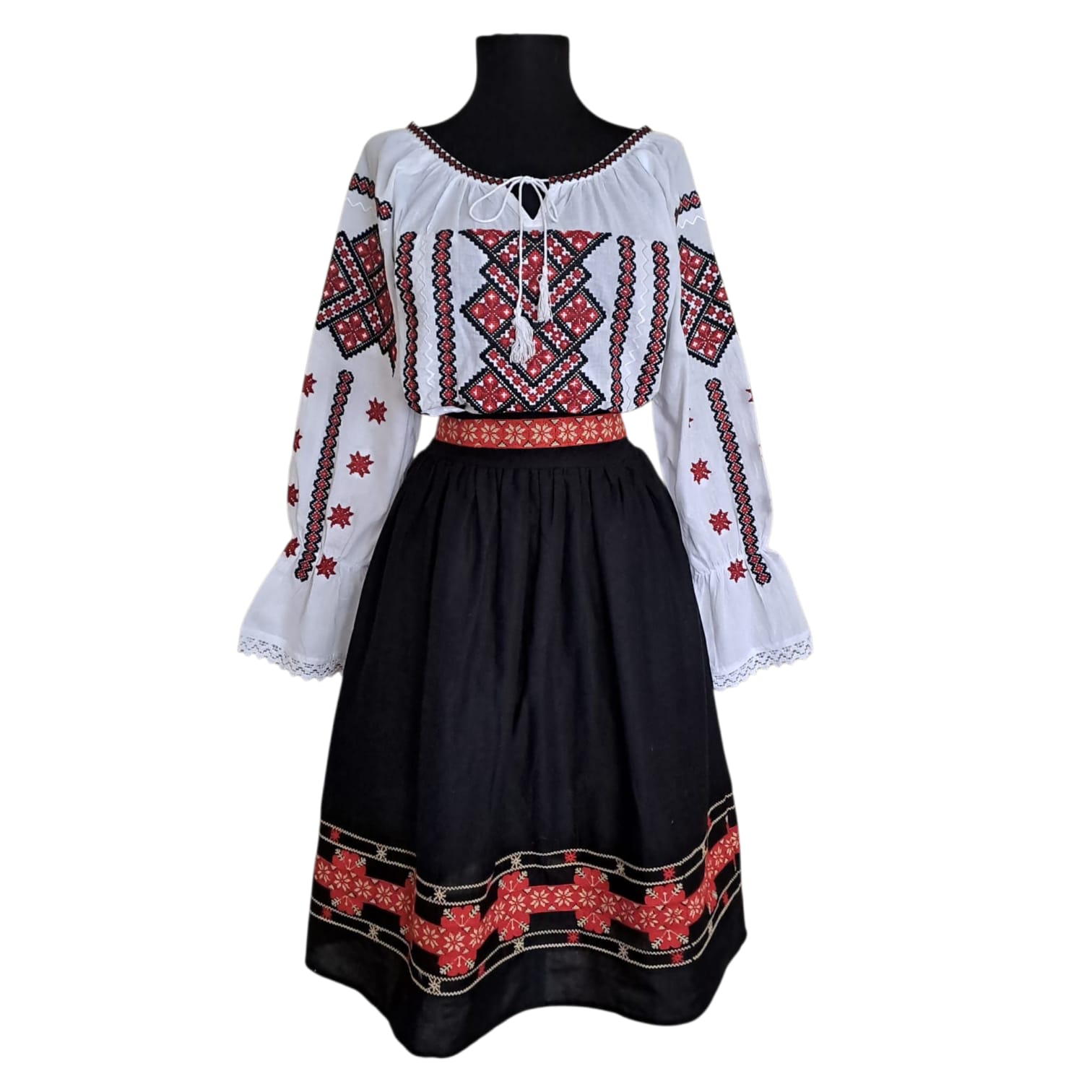 Set ie cu fusta IF51