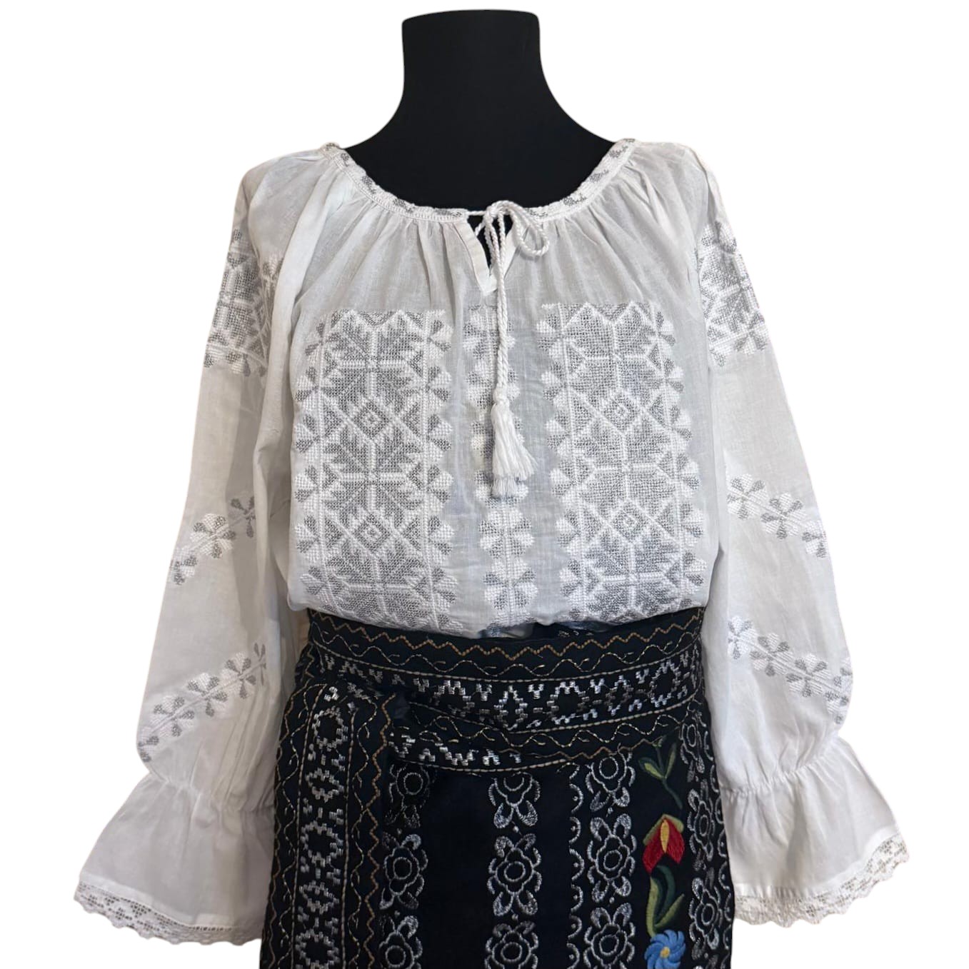 Costum traditional 3 piese (ie,brau,catrinta) ST31 - imagine 4