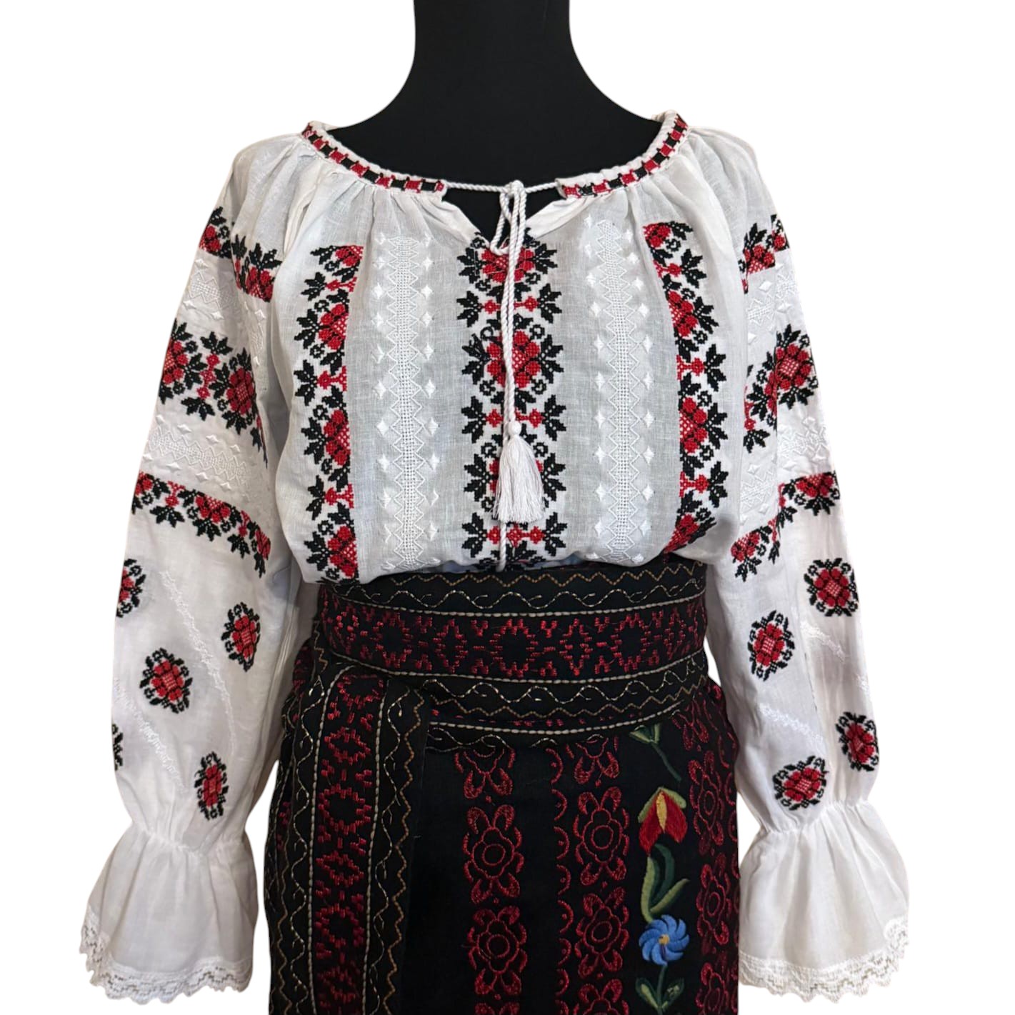 Costum traditional 3 piese (ie,catrinta,brau) ST32 - imagine 5