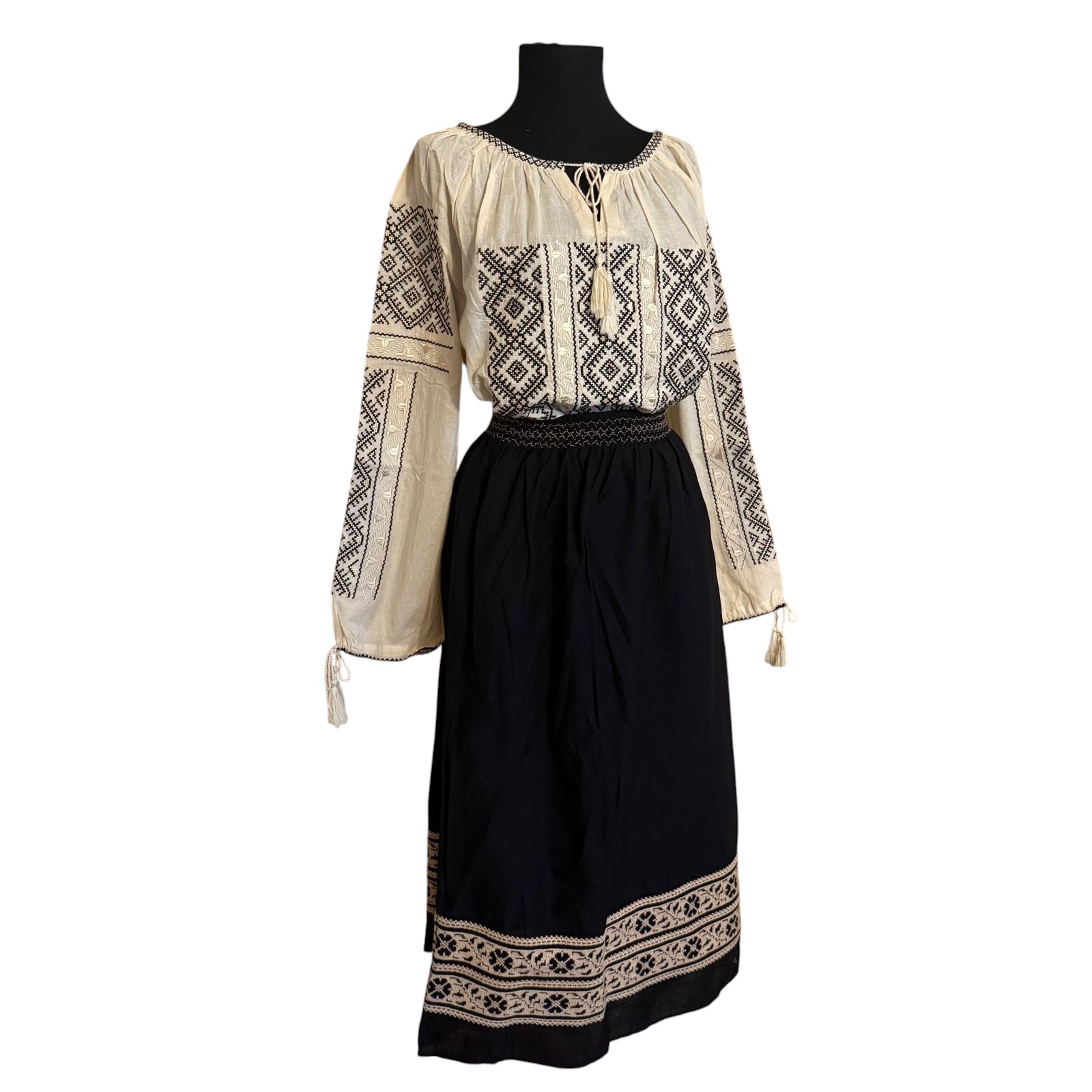 Set ie cu fusta IF61 - imagine 2