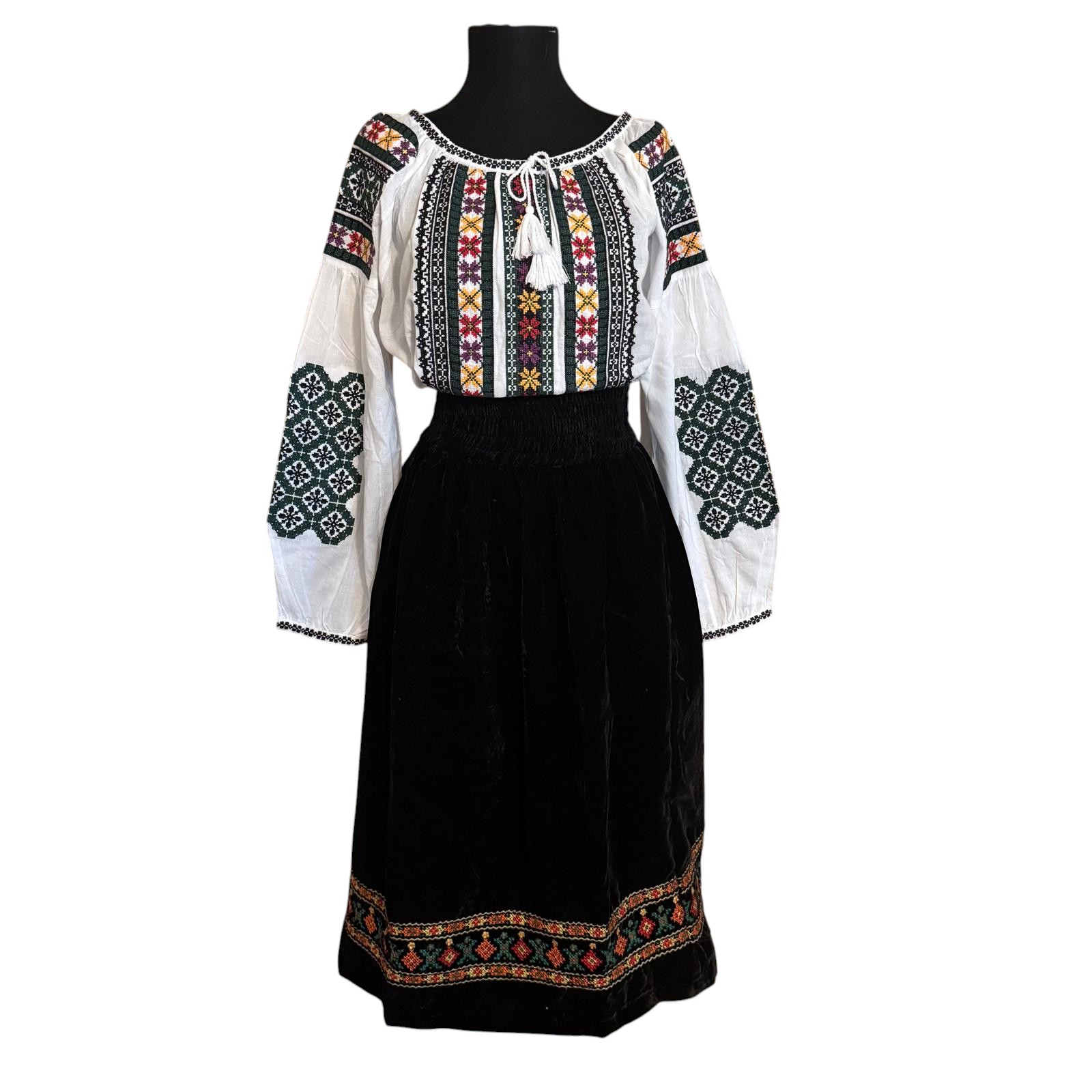 Set ie cu fusta IF63