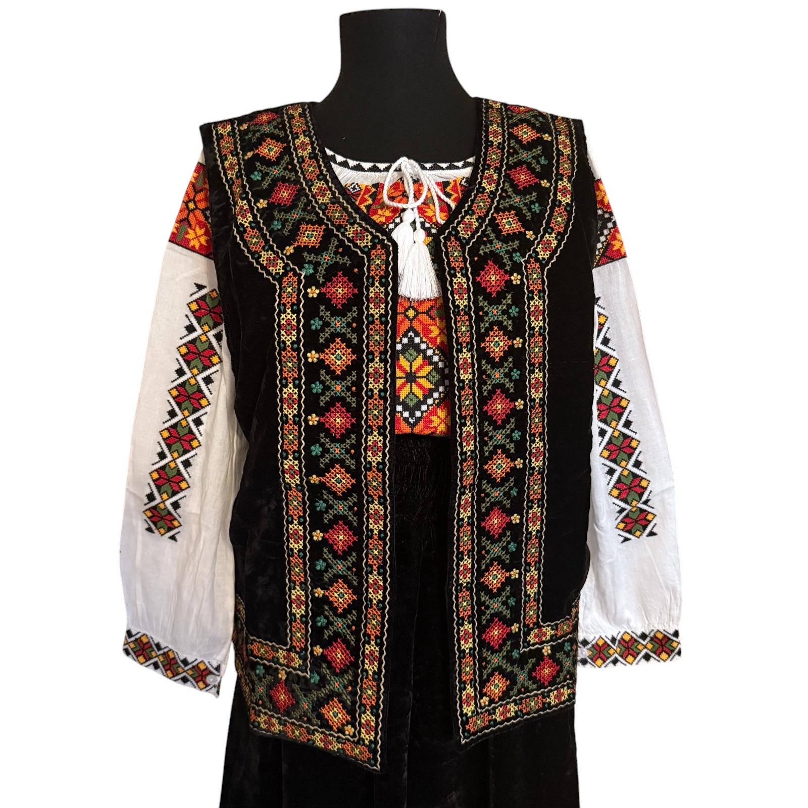 Costum traditional ST38 - imagine 3