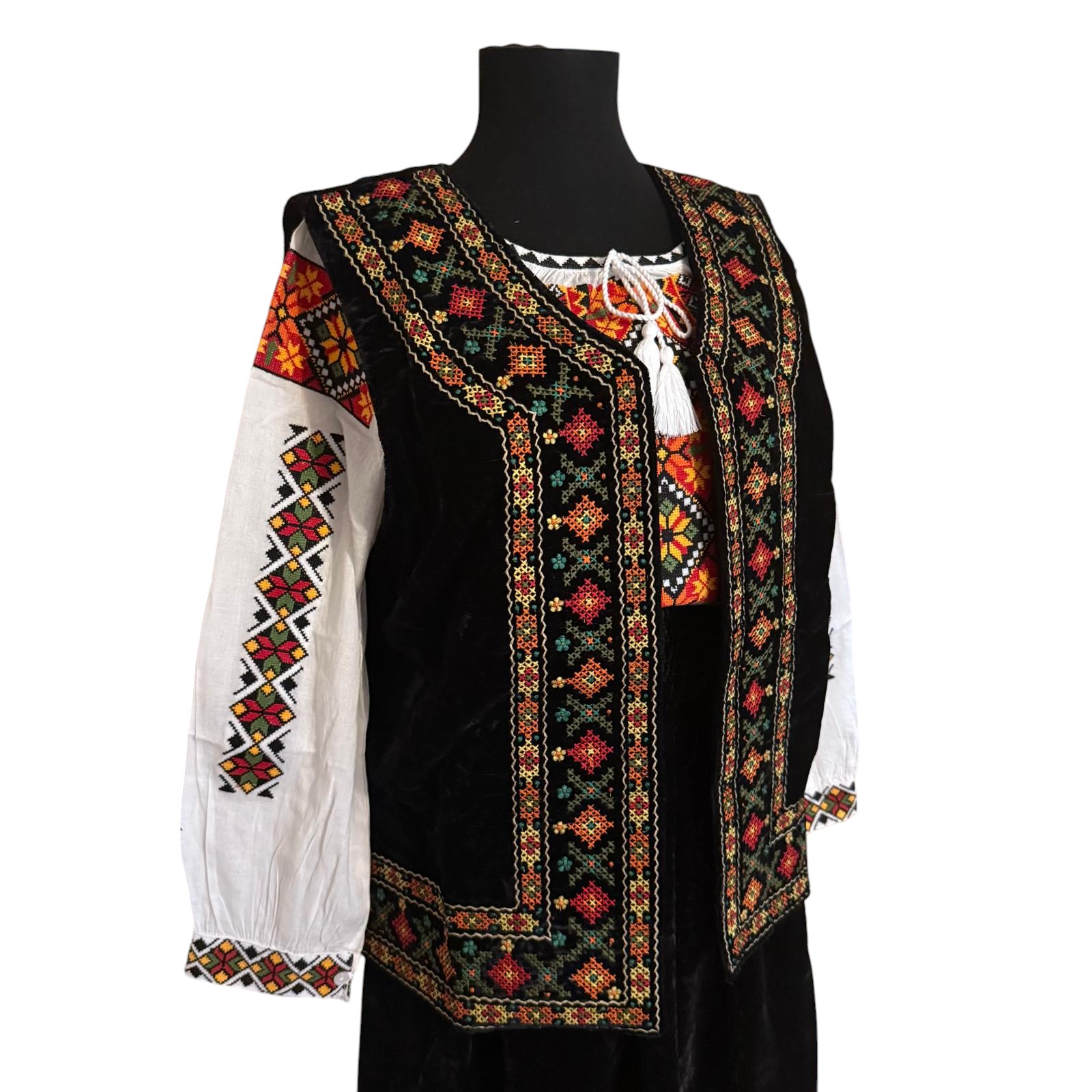 Costum traditional ST38 - imagine 4