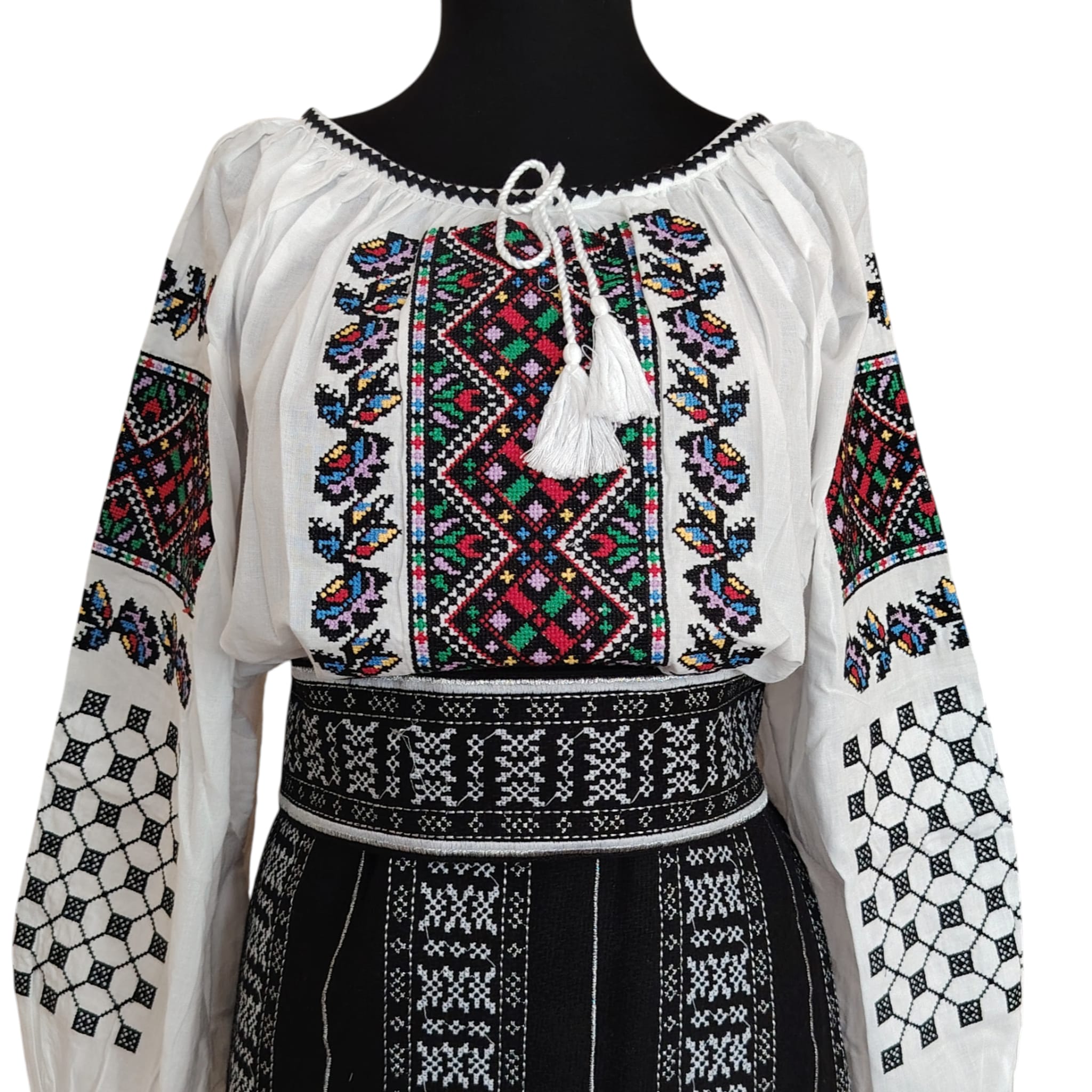 Costum traditional 3 piese ST41 - imagine 3