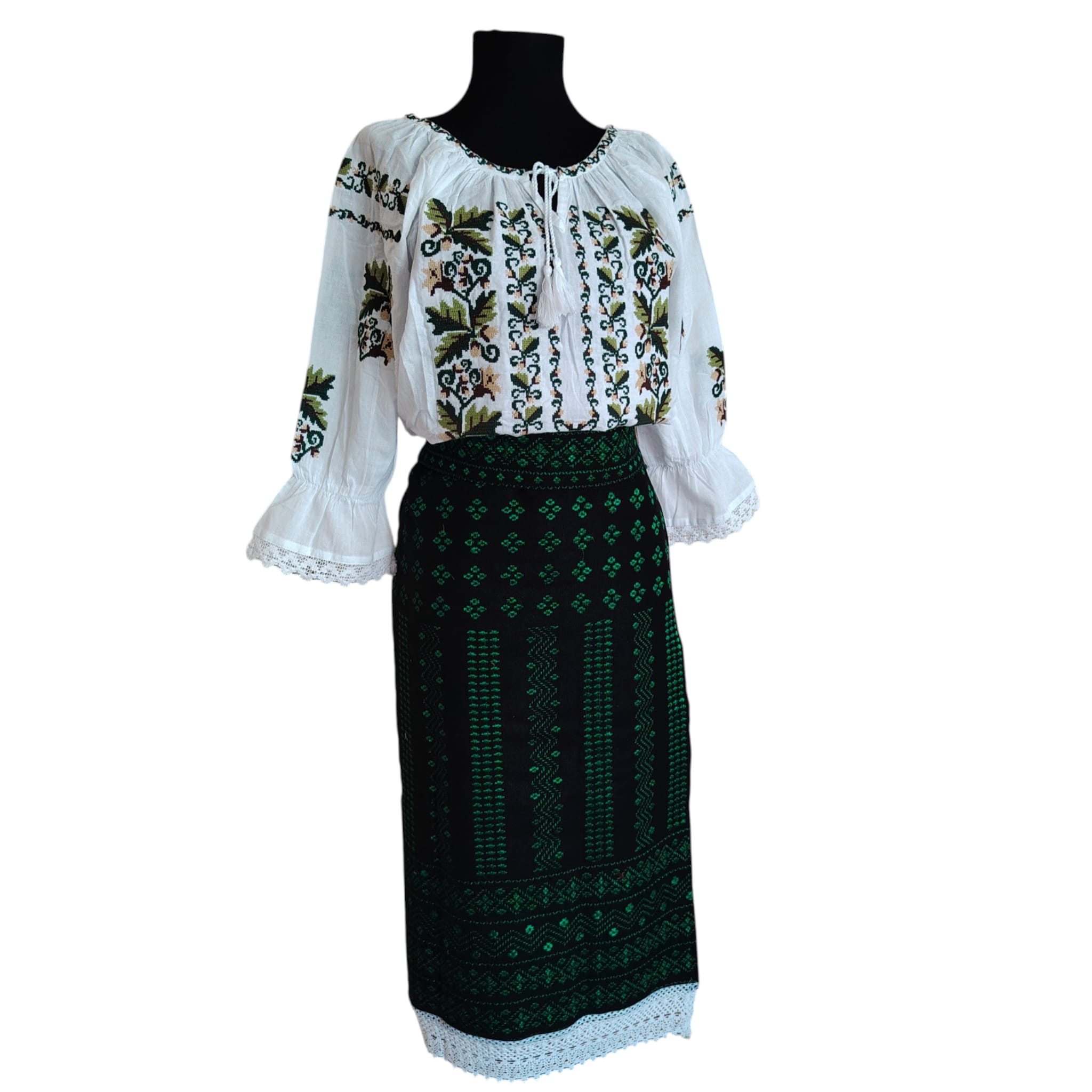 Costum traditional 3 piese ST42 - imagine 2